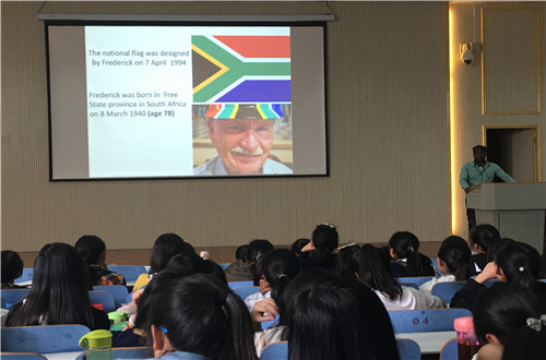 “聆听外教声音，助力自我发展”——beat365亚洲体育官方网站开展外教讲座系列活动