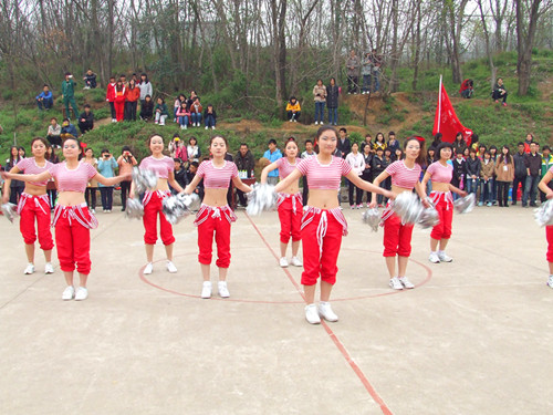 beat365亚洲体育官方网站积极备战“谭山杯”篮球赛