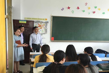 beat365亚洲体育官方网站开展课堂秩序检查工作