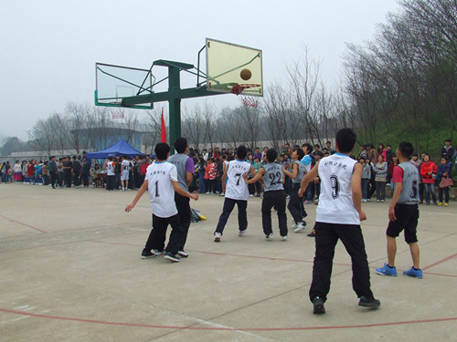 beat365亚洲体育官方网站积极备战“谭山杯”篮球赛