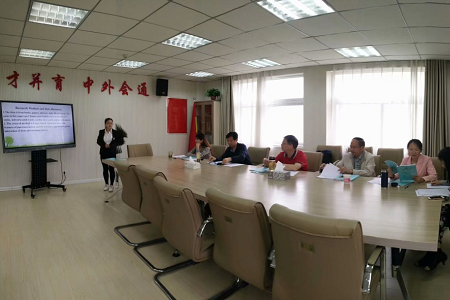 2018届硕士研究生毕业论文答辩工作顺利完成