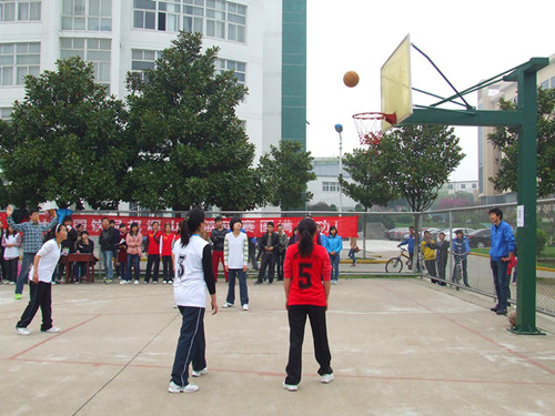 beat365亚洲体育官方网站积极备战“谭山杯”篮球赛