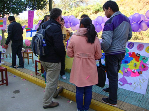 beat365亚洲体育官方网站举行“环球之旅”主题特色风情展喜迎女生月