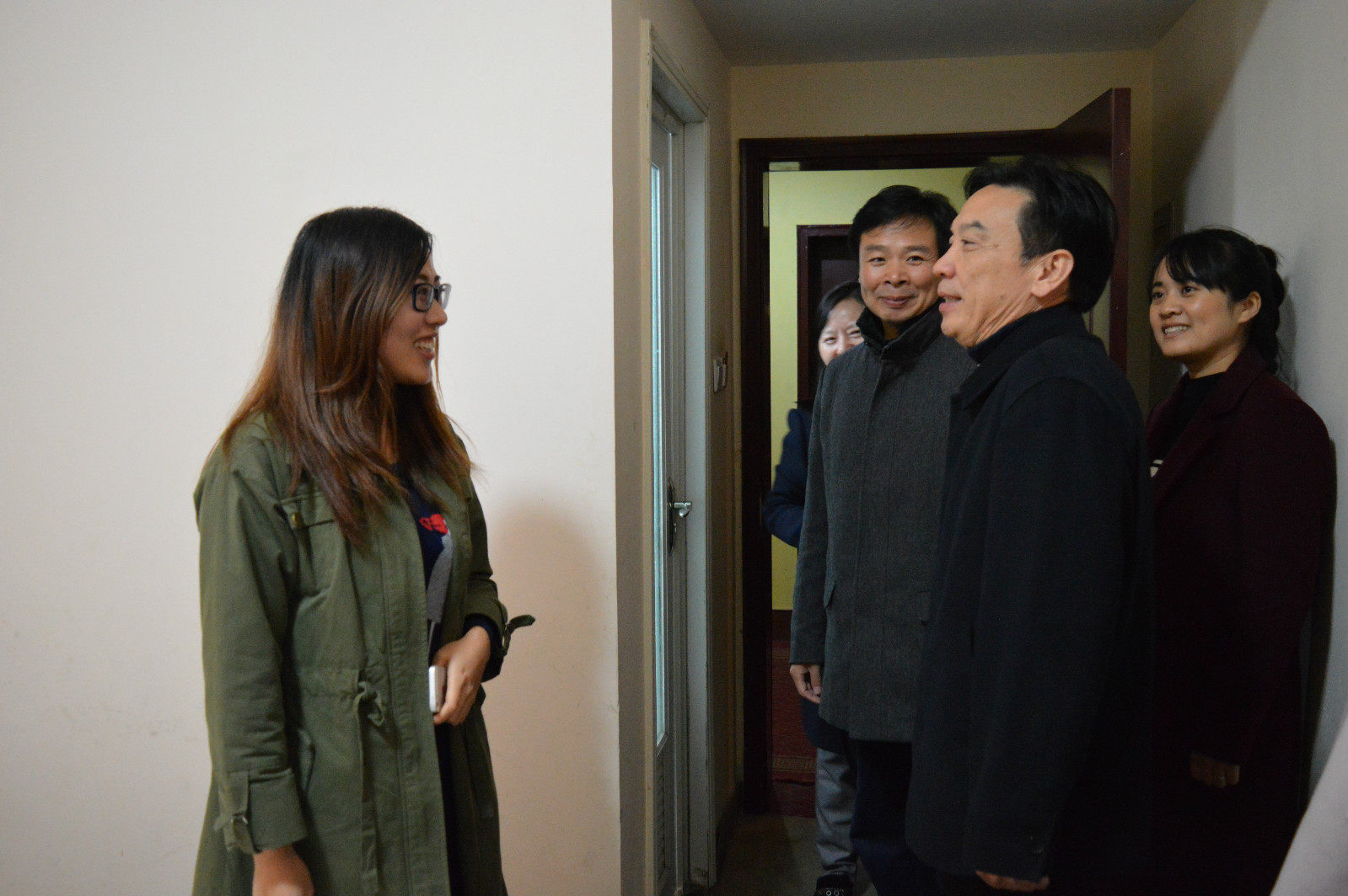 beat365亚洲体育官方网站领导慰问“国培计划（2016）”小学英语 短期班学员