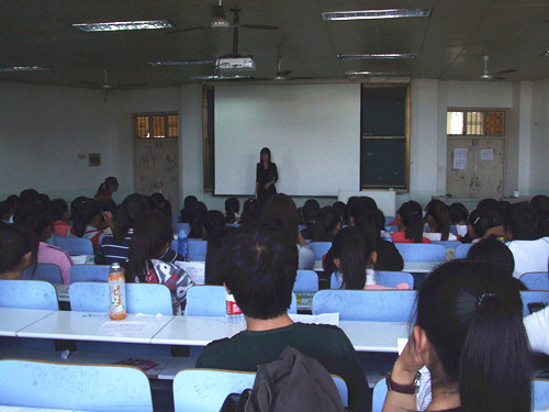 beat365亚洲体育官方网站新生入学教育火热进行中