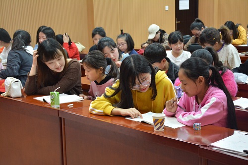 beat365亚洲体育官方网站顺利开展“青春有爱，笔触生情”志愿服务活动