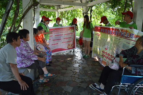 beat365亚洲体育官方网站组织“三下乡”志愿服务队开展系列社会实践活动