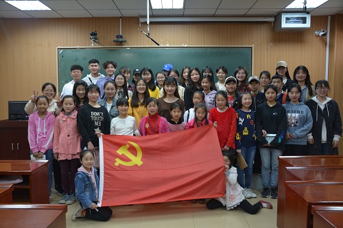 beat365亚洲体育官方网站“我为党旗添光彩”党员发展对象志愿服务活动顺利开展