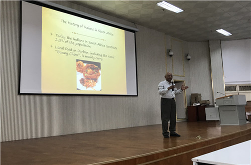 “聆听外教声音，助力自我发展”——beat365亚洲体育官方网站开展外教讲座系列活动