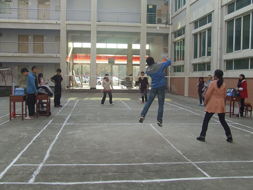 beat365亚洲体育官方网站“阳光体育”羽毛球比赛火热进行中