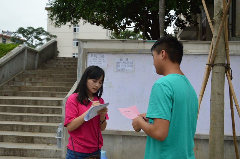 beat365亚洲体育官方网站暑期实践小分队开展安全知识宣讲活动