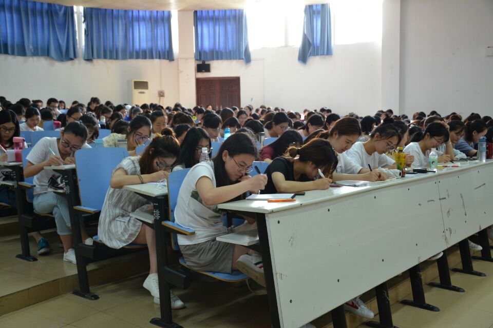 beat365亚洲体育官方网站成功举办全国口译大赛经验分享会