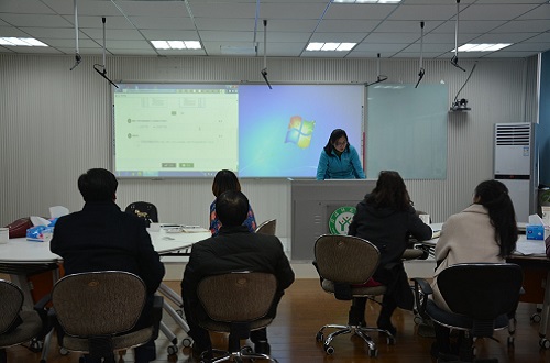 beat365亚洲体育官方网站举办“混合式教学背景下的网络空间建设”教学沙龙活动