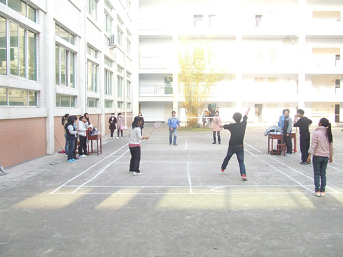 beat365亚洲体育官方网站“阳光体育”羽毛球比赛火热进行中